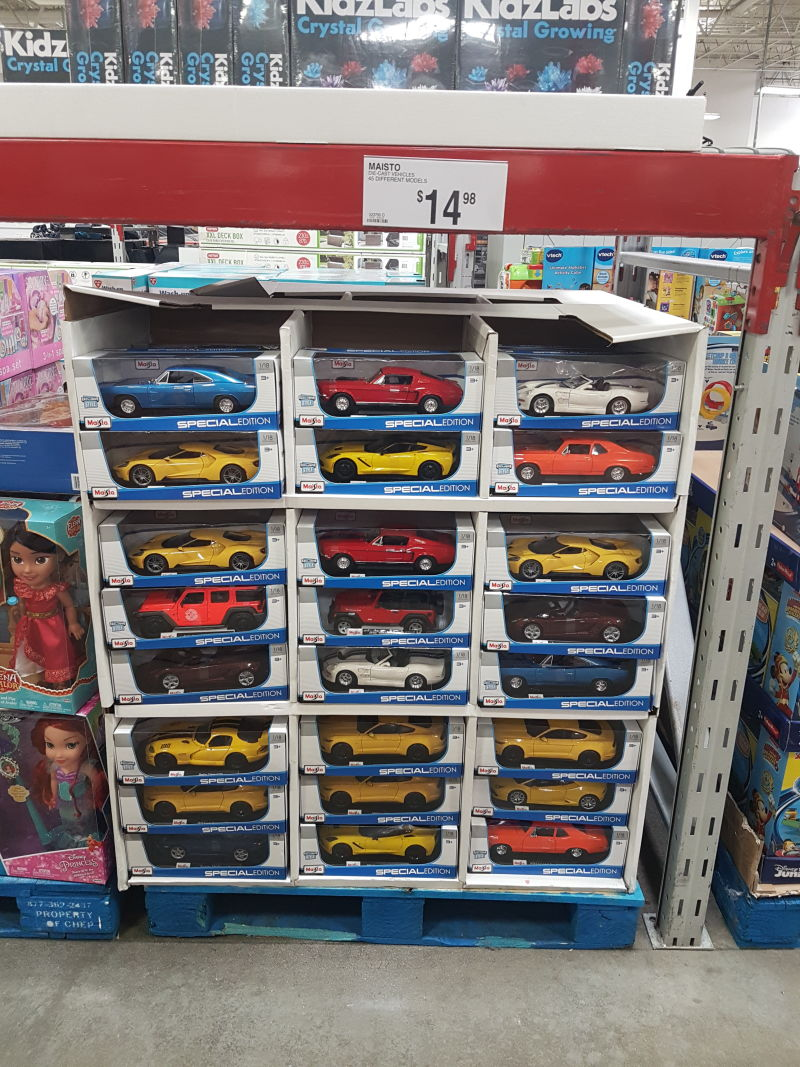 Illustration for article titled Sam's Club officially has Maisto 1/18 diecasts for $15.00